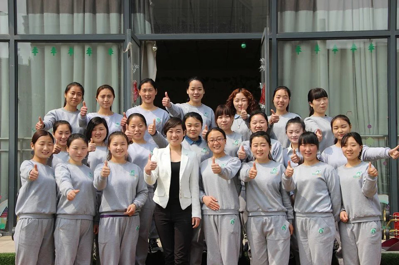 素質(zhì)過硬的幼兒園教師隊伍如何打造?看看她們家!